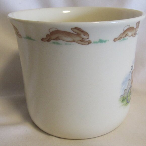 Royal Doulton Bunnykins Ice Cream Vendor Mug, Bunnykins Jubilee Celebration J543 - Picture 3 of 4